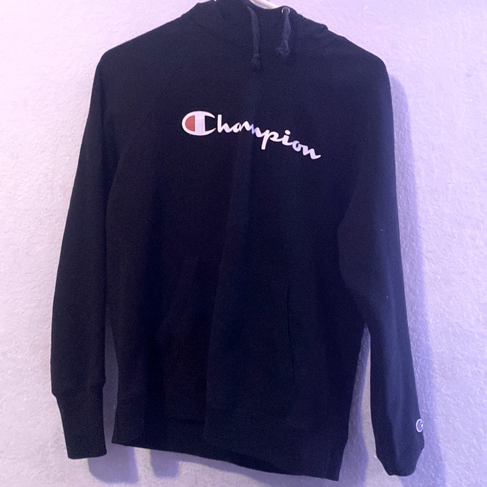 Black champion hoodie size M